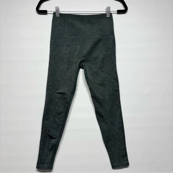 ✨Fabletics Seamless High-Waisted Legging Size S - Picture 4 of 14
